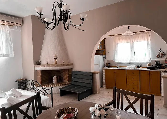 Theonia Villas *
