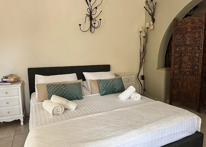 Theonia Villas Apartment *