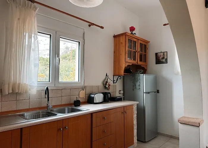 Theonia Villas *