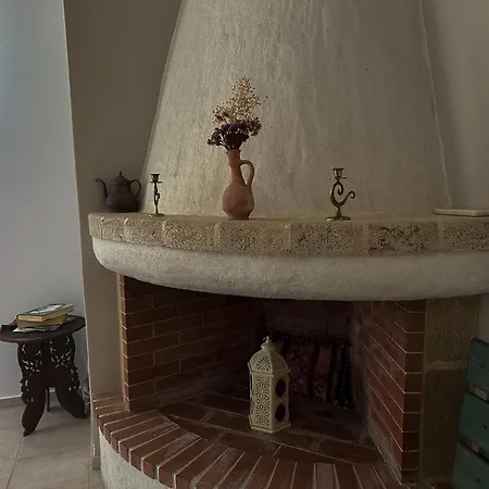 Апартаменты Theonia