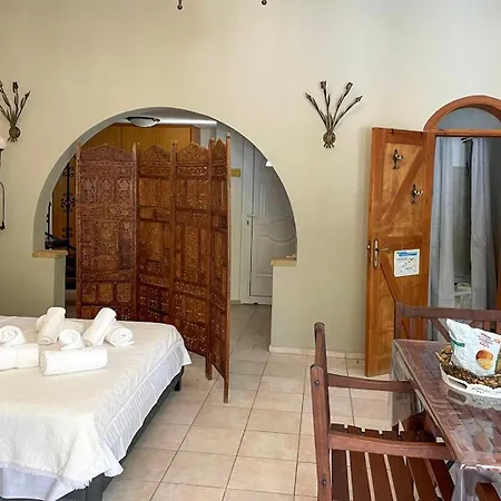 Theonia Pefki (Rhodes)