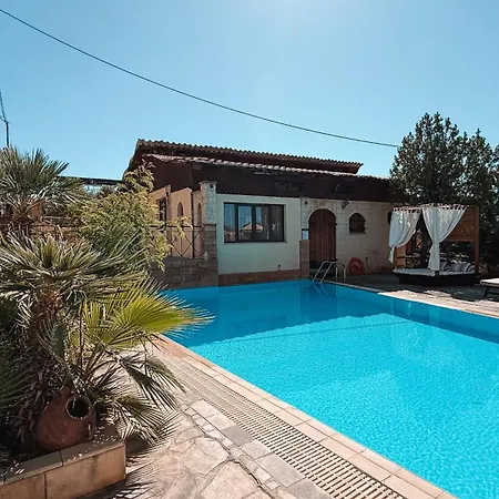 Theonia Апартаменты Pefki (Rhodes)