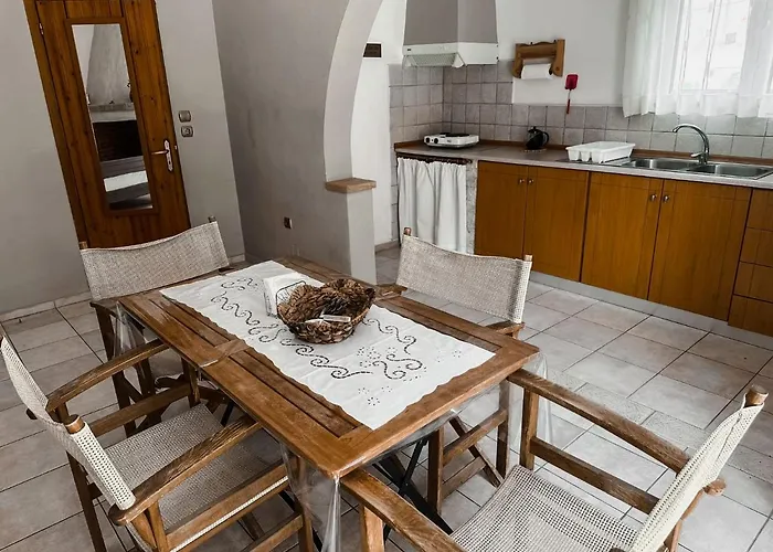 Appartamento Theonia Pefki